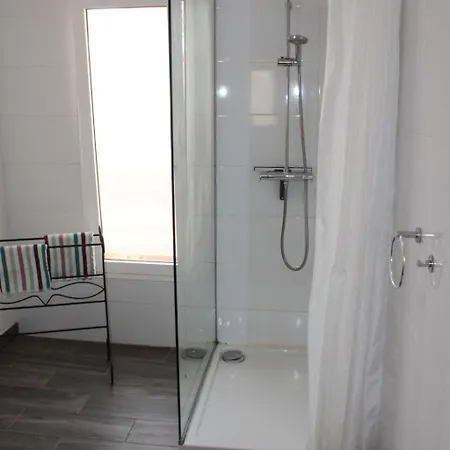 Grosses Modernes Ferienapartment Atlantico By Interhome